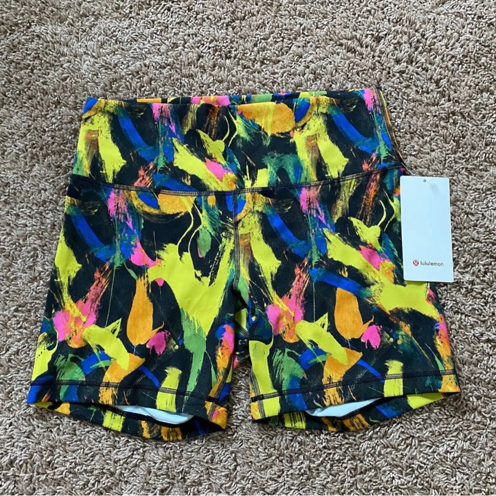 Lululemon Wunder Train HR Short 6” Undertone Black Multi. Size 4